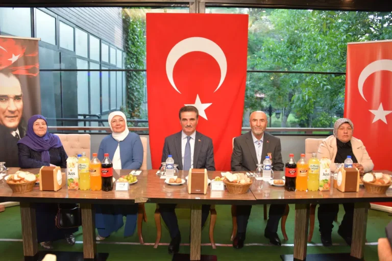 Vali Baruş, şehit yakınları ve gazilerle bir araya geldi