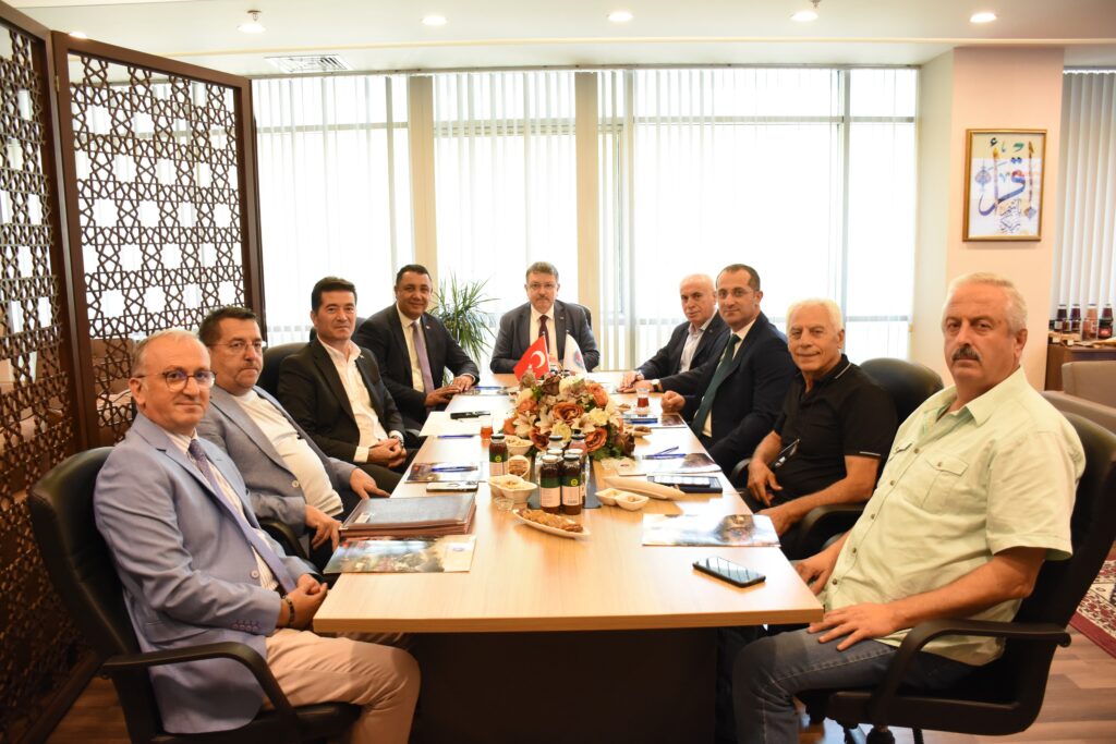 Doğu Karadeniz Belediyeleri Gümüşhane’de Buluştu