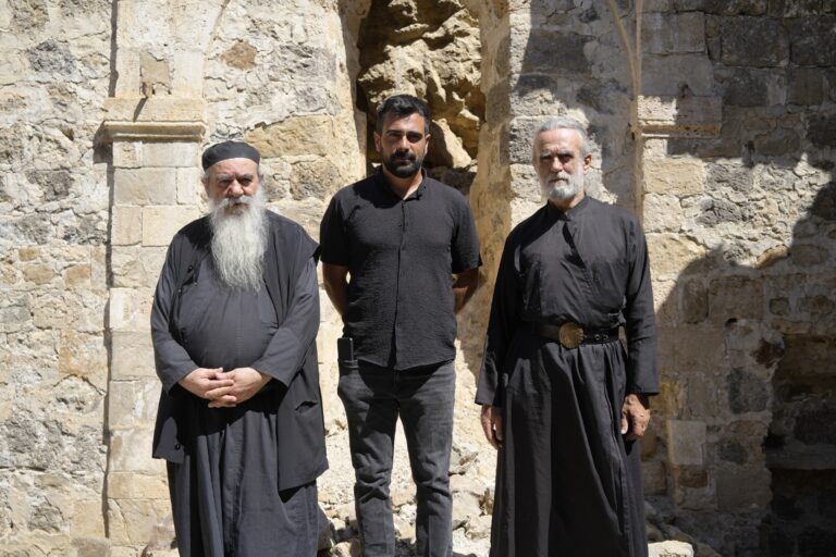 Yunan keşişlerden Gümüşhane’deki Hutura Kilisesi’ne ziyaret