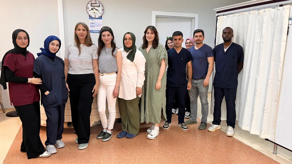 Fizik Tedaviyle Hayata Hareket Katıyorlar; ‘Devlet Hastanesinde Şifa Dağıtan Eller’