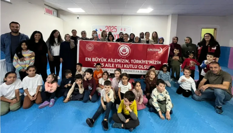 Gümüşhane’de Minik Kalpler “Benim Ailem” Atölyesinde Buluştu