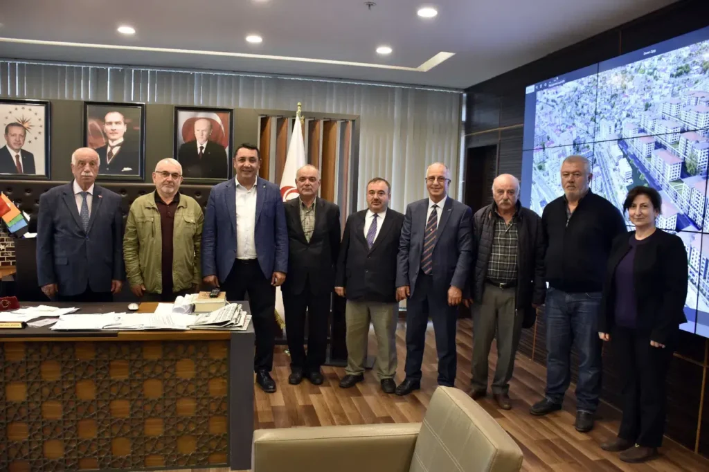 Nuri Dayı Şenliği Derneği Heyeti, Başkan Başer’e iade ziyaretinde bulundu