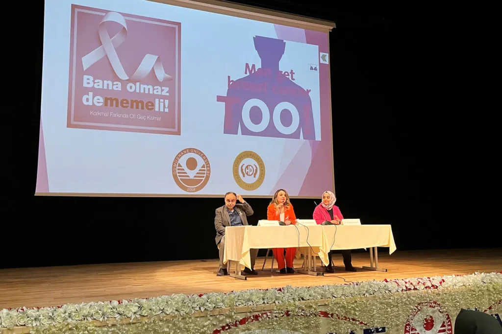 GÜ’de Pembe Farkındalık etkinliği