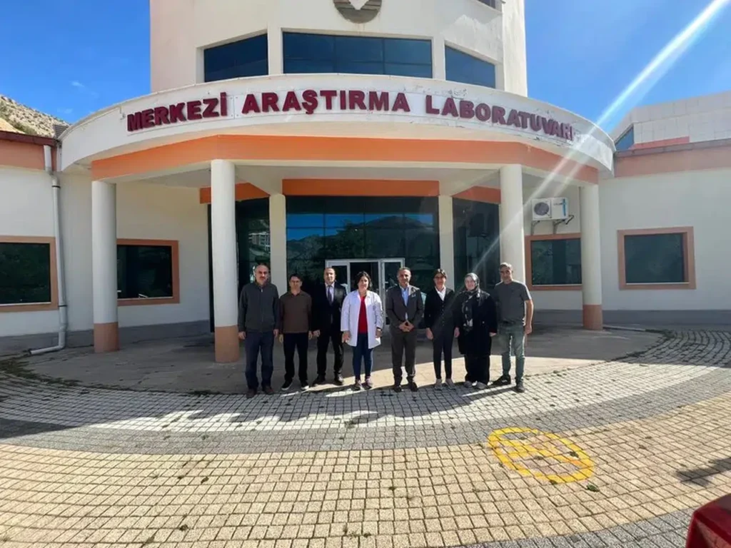 Bölgenin bilim ve teknoloji üssü GÜ-MERLAB sanayinin hizmetinde