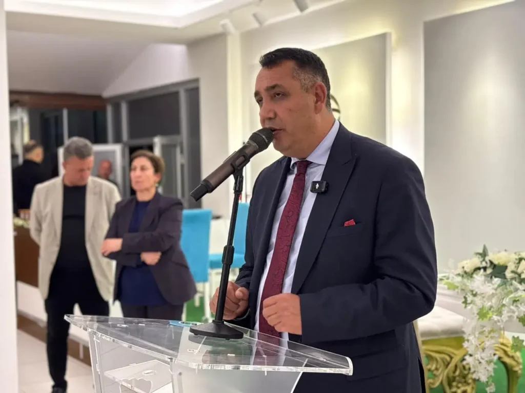 Esnafa yemekli kaldırım teşekkürü