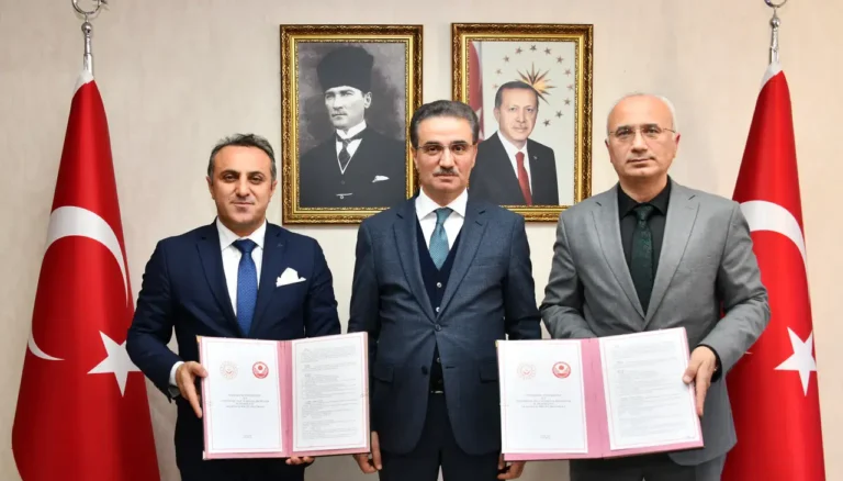 Gümüşhane’de Aile Yapısını Güçlendirecek 3 Yıllık İş Birliği Protokolü İmzalandı!