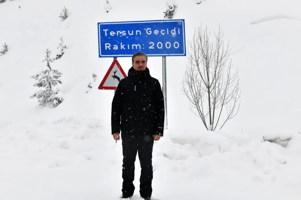 Vali Baruş karla mücadele çalışmalarını denetledi