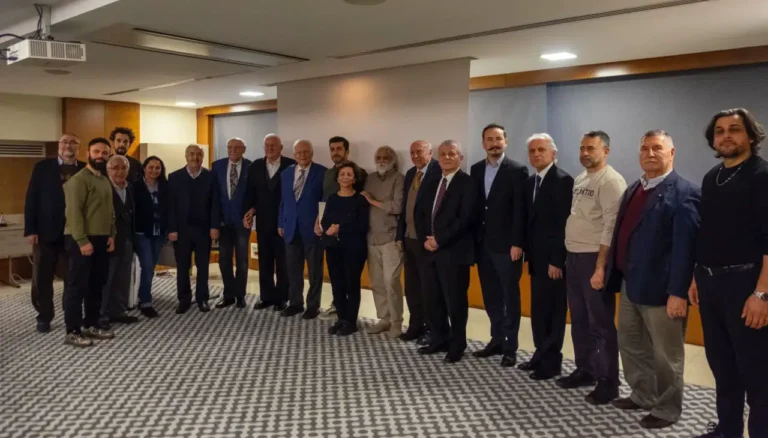 İstanbul’da Süleymaniye Rüzgarı: Mimar Burak Dolu’dan Eski Gümüşhane Konferansı