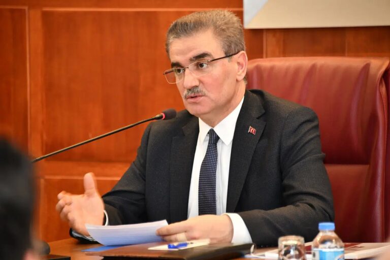 Vali Baruş: Çocuklarımızın geleceği bizim için çok değerli