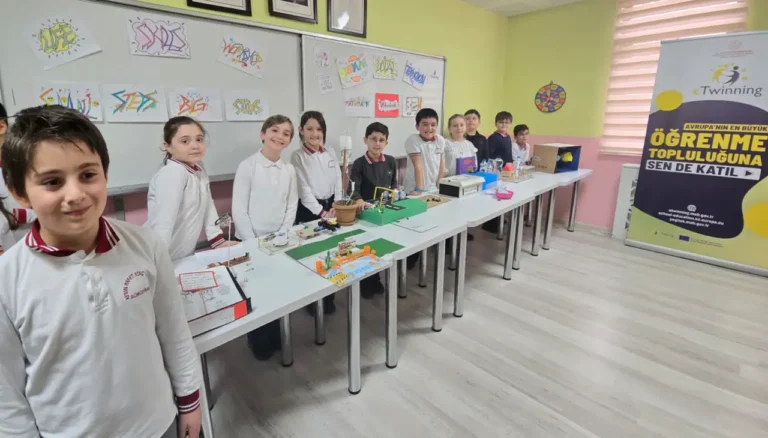 Aysın Rafet Ataç İlkokulu’nda Uluslararası “Yaşam Becerileri” Sergisi Düzenlendi