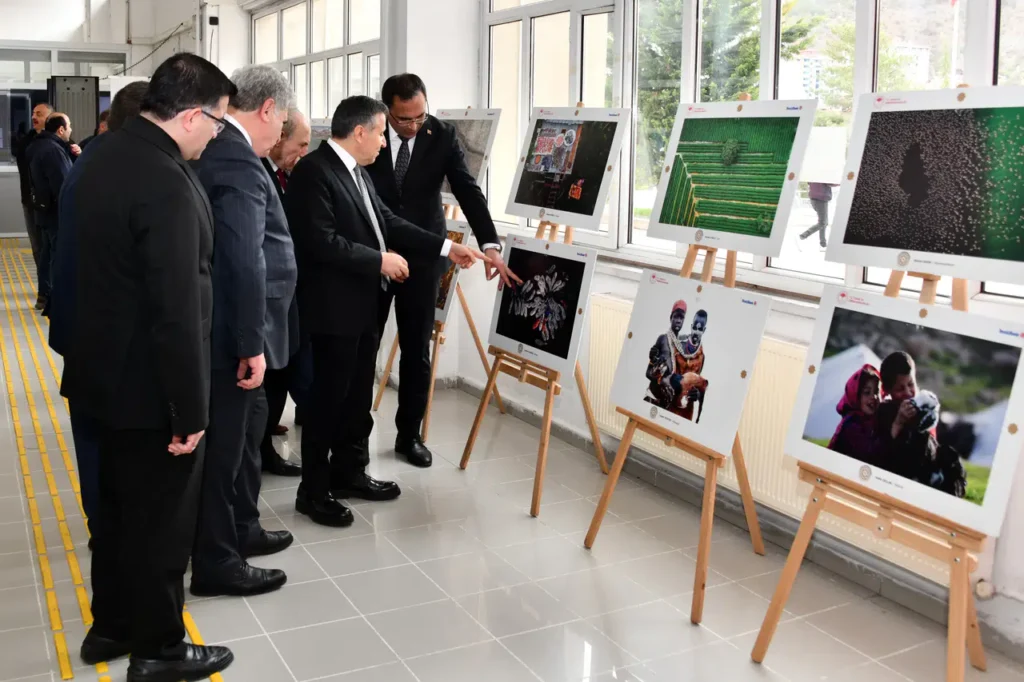 Gümüşhane’de Tarım ve İnsan temalı fotoğraf sergisi açıldı