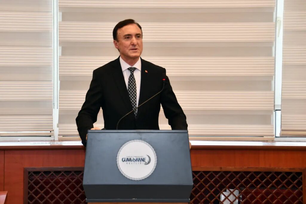Erhan Paşa: “Kendi Göbeğimizi Kendimiz Keseceğiz”