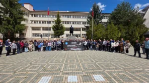 Gümüşhane’de eğitim şehitleri için anlamlı anma töreni