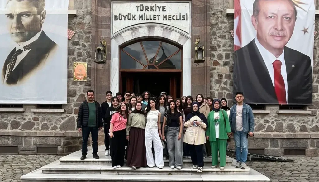 Gümüşhaneli Öğrenciler Ankara’da Teknolojinin Kalbine İndi: TUSAŞ ve Külliye’ye Büyük Çıkarma!