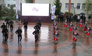 Günifest’te İlk Gün Coşkusu Kampüsü Sardı