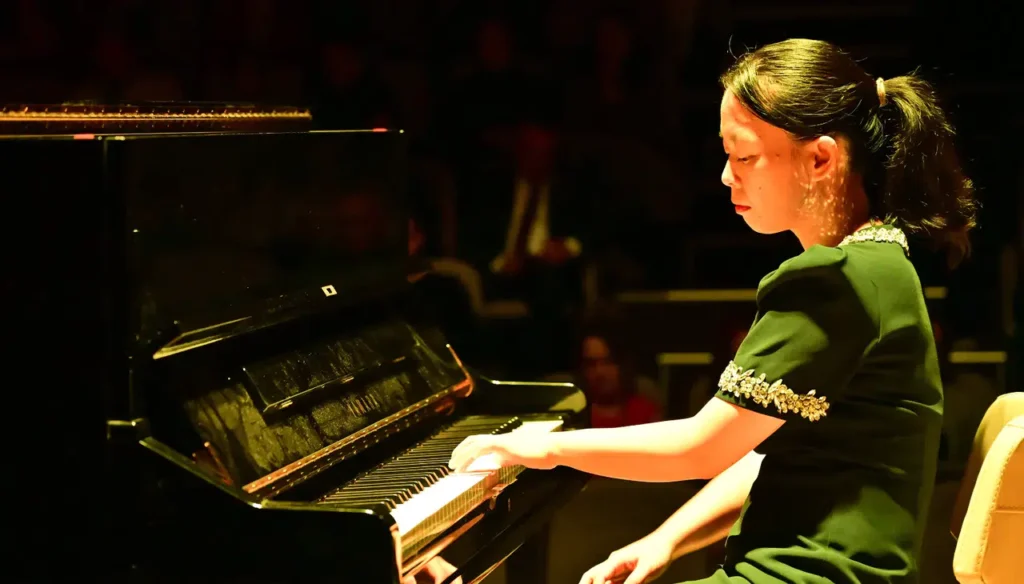 Dünyaca ünlü piyanist Dr. Belinda Chen Gümüşhane’yi büyüledi