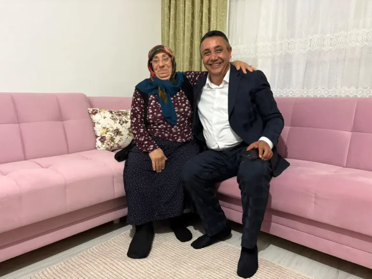 Yıllar önce iğnesini yapıyordu… Başkan olunca da unutmadı