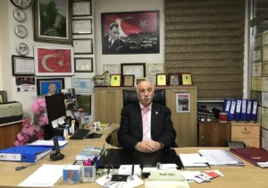 Gümüşhane Belediyesi’nde 39 yıllık dönem sona erdi: Baddal Bayar’dan duygusal veda