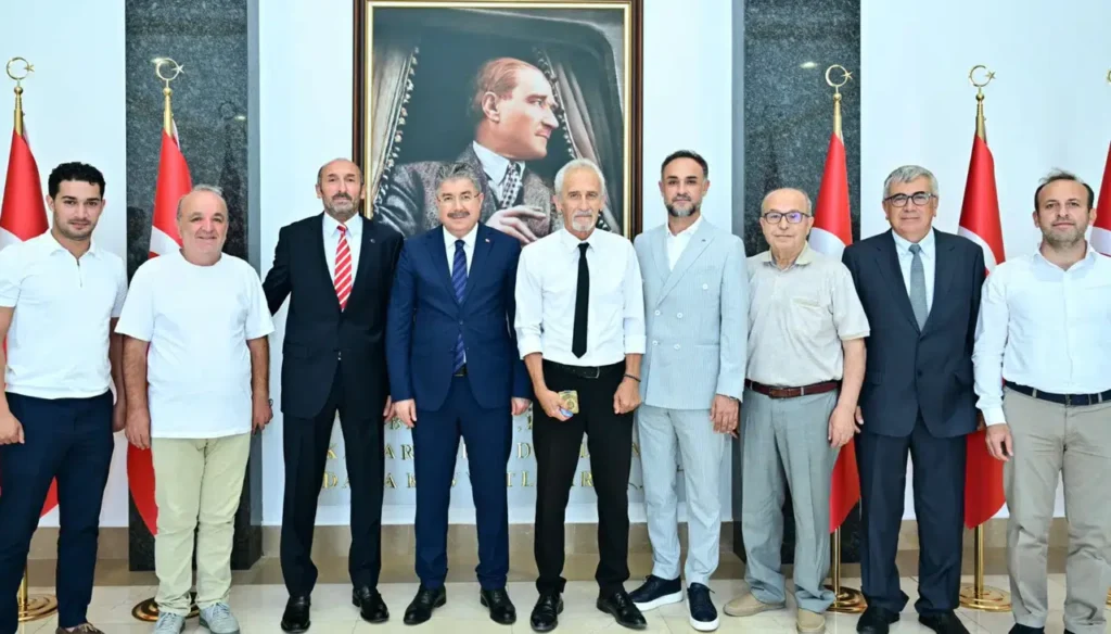 Eskişehir’deki Gümüşhanelilerden Vali Yılmaz’a ziyaret: Eylül Ayındaki Büyük Buluşmaya Davet Ettiler