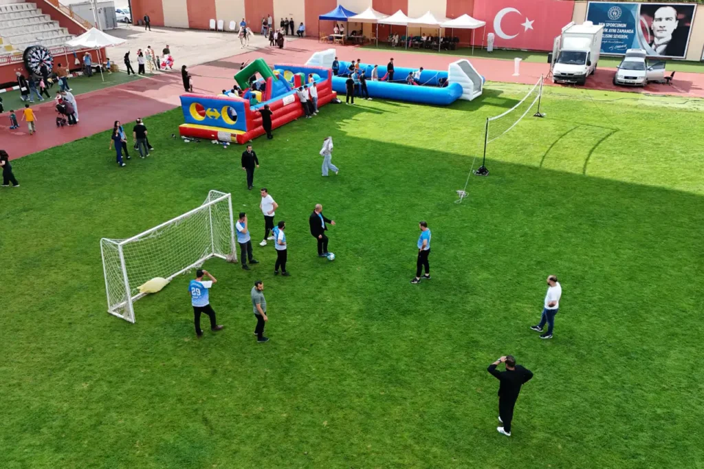 Gümüşhane’de Eğitim ve Spor Bir Arada: İsmail Gaspıralı Gençlik Şöleni