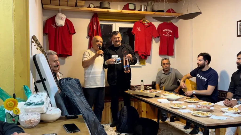 Yeşildere Nuri Dayı Derneği’nden Hakan Kadıoğlu’na Veda Programı