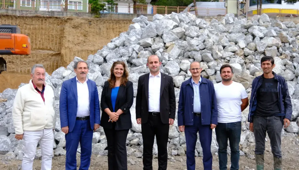 AK Parti Heyetinden Yeni İl Halk Kütüphanesi Projesine Saha İncelemesi
