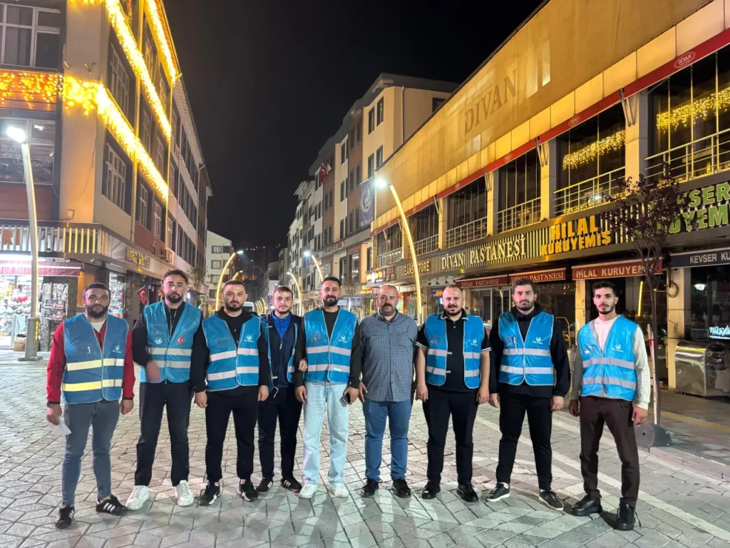 Gümüşhane Ülkü Ocakları Ahilik Haftasında 429 Esnafa Siftah Parası Dağıttı