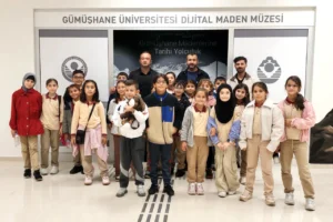 Minikler Binlerce Yıllık Tarihi Dijital Müzede Keşfetti
