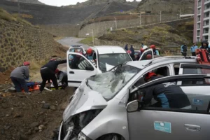 Gümüşhane’de UMKE Ekiplerinden Yağış Altında Heyelan ve Trafik Kazası Tatbikatı